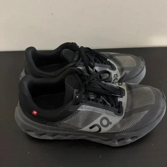 Women's On Cloud Shoes - Black - Size 7 - Picture 5 of 7